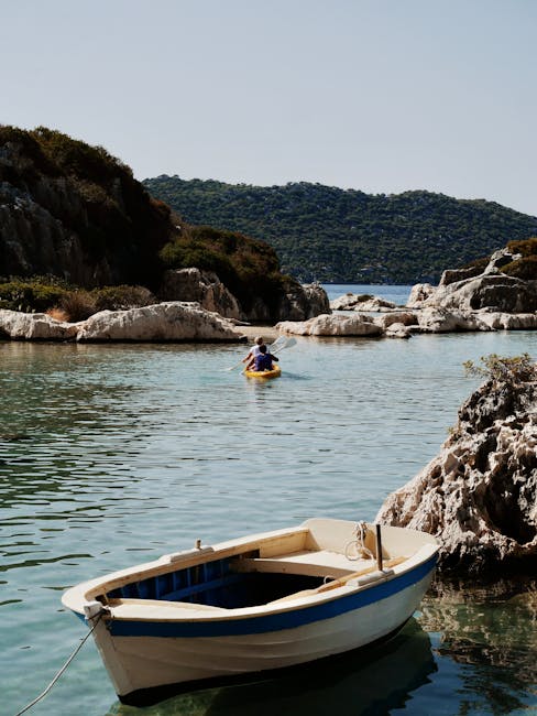 Isola Bella boat approach morning